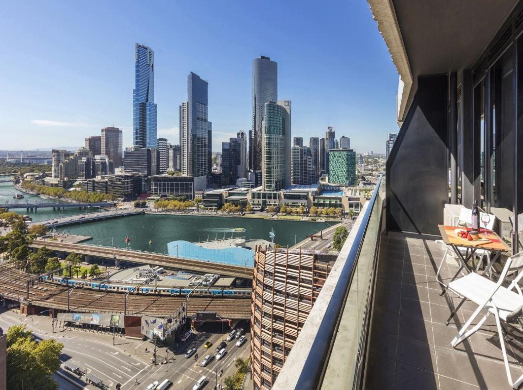 Aura On Flinders Serviced Apartments Melbourne Zewnętrze zdjęcie
